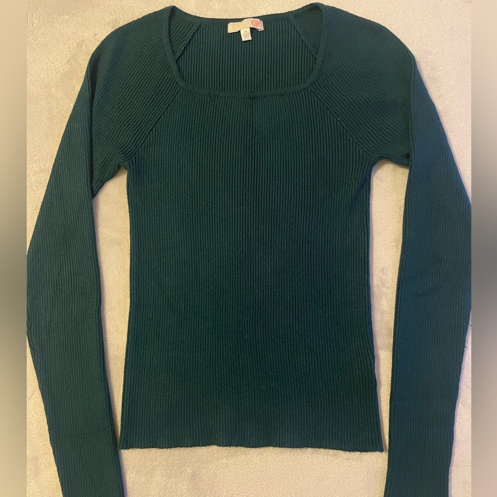 GB Ribbed Dark Green Top